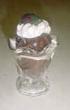 sundae-1scoop-choc.jpg (65303 bytes)