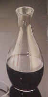 wine carafe - red.jpg (42530 bytes)